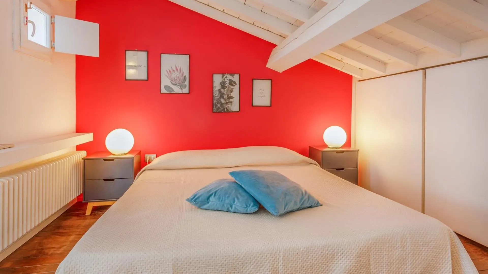 Appartement Ghirlandina Loft - In The Historic Center Of Modène