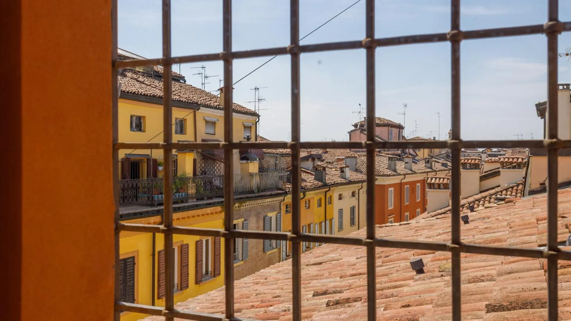Appartement Ghirlandina Loft - In The Historic Center Of Modène Italie