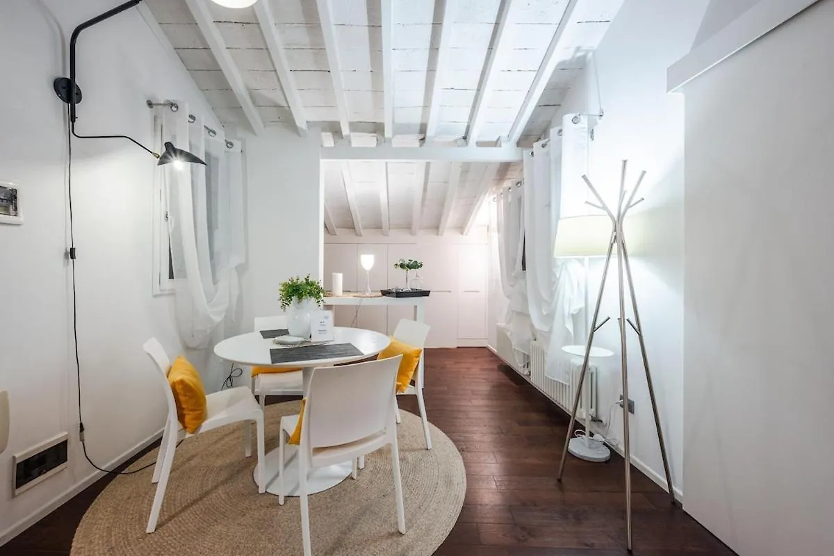 Ghirlandina Loft - In The Historic Center Of Modena Apartment Italy