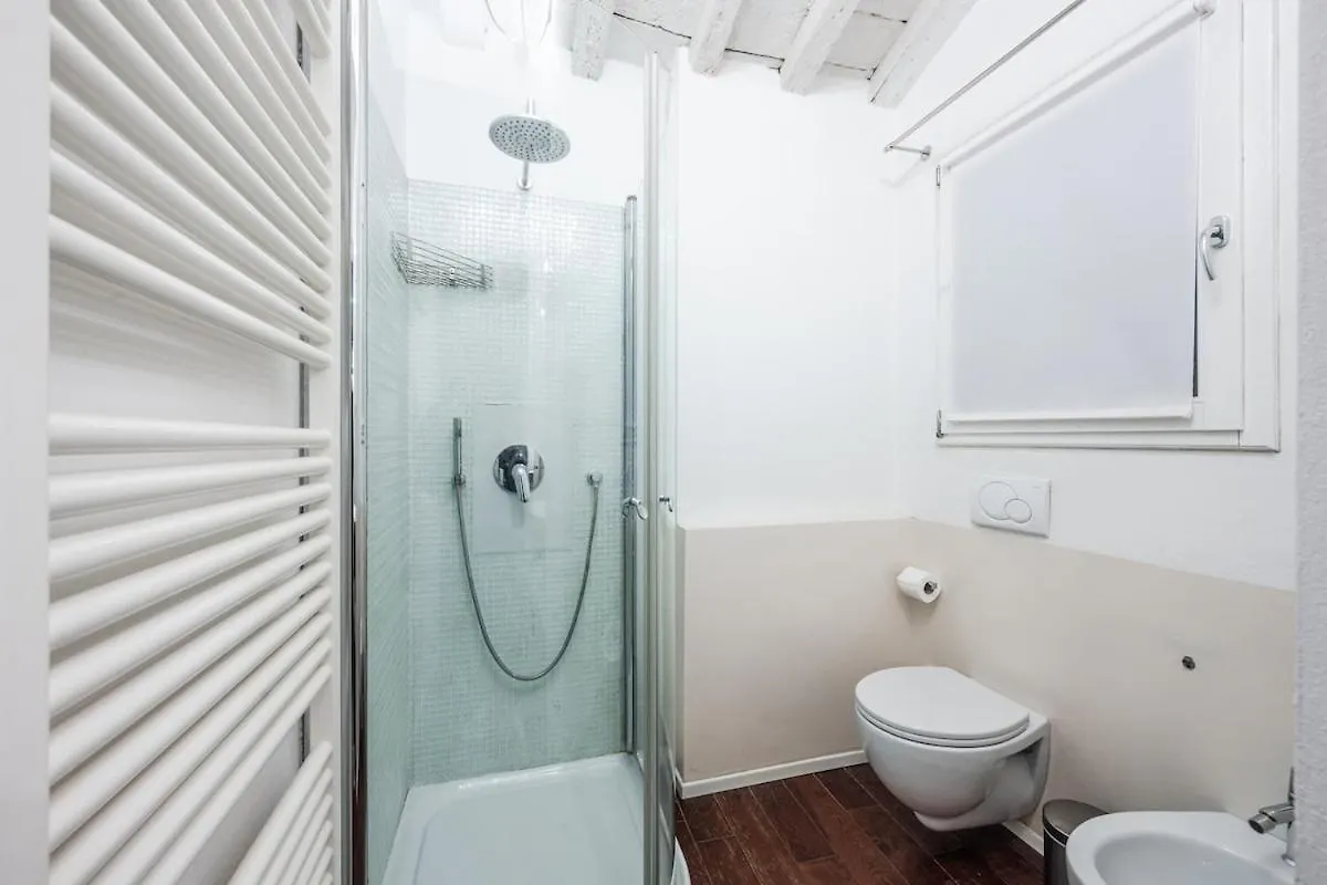 Ghirlandina Loft - In The Historic Center Of Modena Apartment